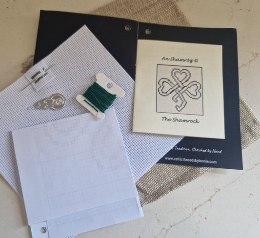 Celtic Cross Stitch Kit - An Shamróg / Shamrock